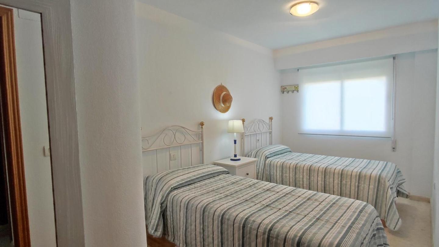 Lanza Gandia Centro - Solo Familias Appartement Playa de Gandia Buitenkant foto